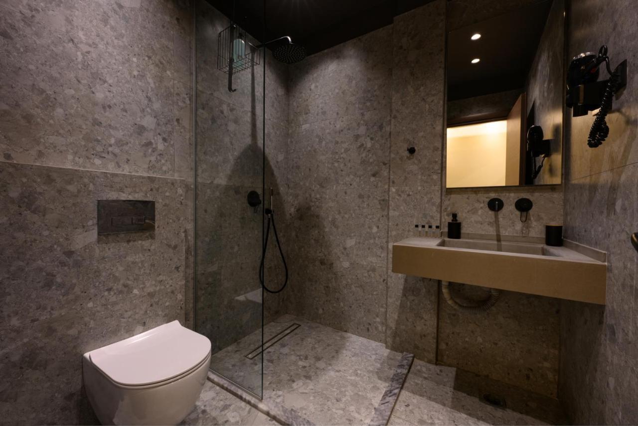 Seven Keys Luxury Suites Achilleion Exterior photo