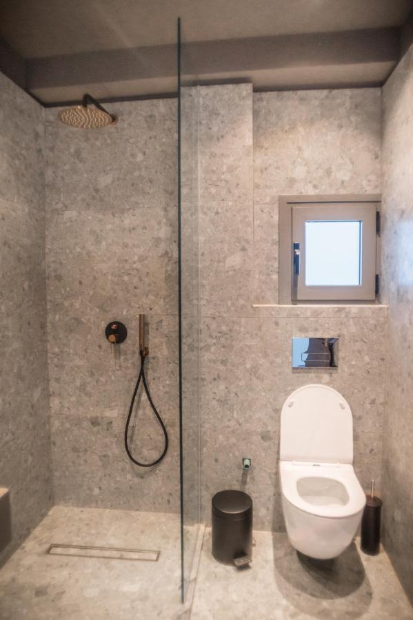 Seven Keys Luxury Suites Achilleion Exterior photo