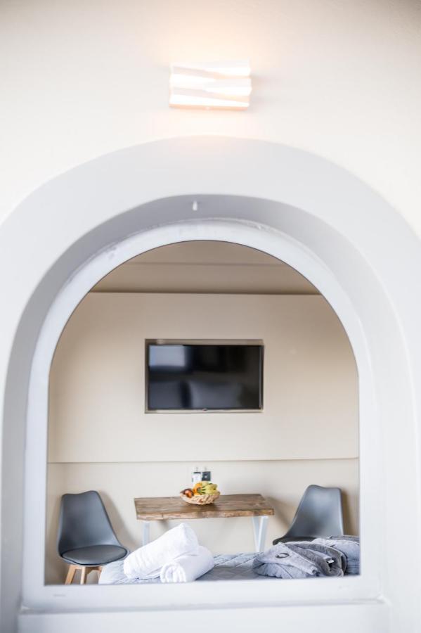 Seven Keys Luxury Suites Achilleion Exterior photo
